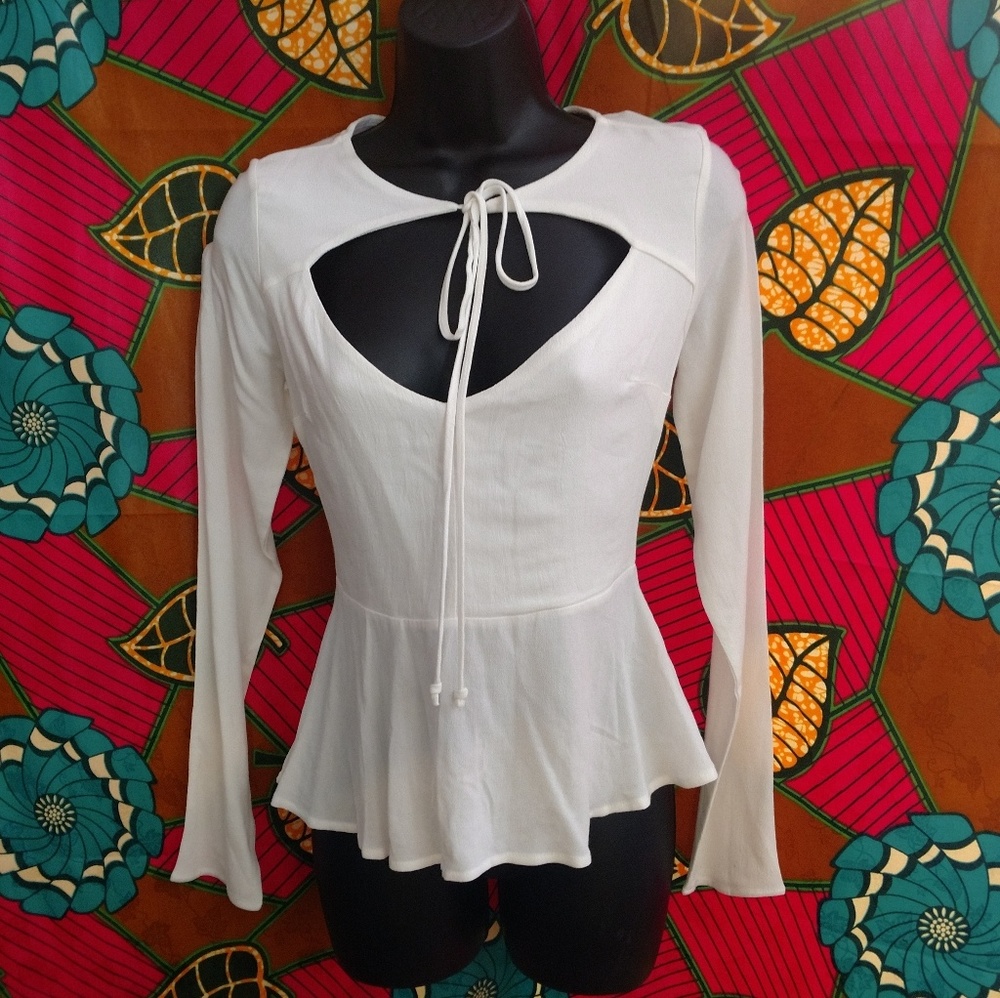 Honey Punch Size Small Ivory Top